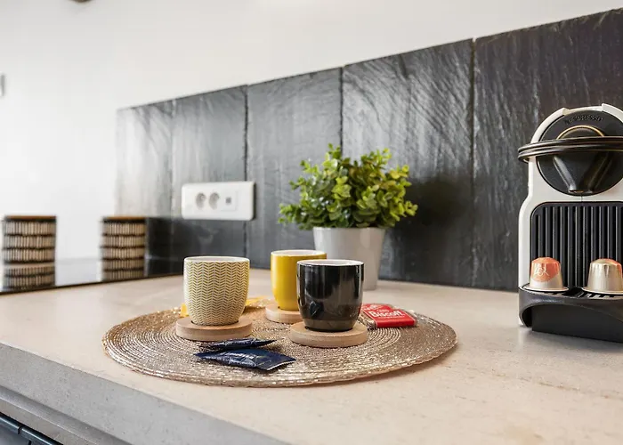 Апартаменти Village Naturiste R4n - Atypique Port Nature 1 *